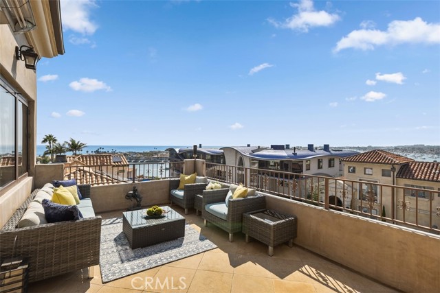 208 Carnation Avenue B, Corona Del Mar, CA, 92625 208 Carnation Avenue B, Corona Del Mar, CA, 92625