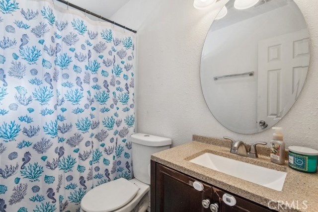 Detail Gallery Image 8 of 16 For 22868 Laurel Ln, Crestline,  CA 92325 - 3 Beds | 2 Baths