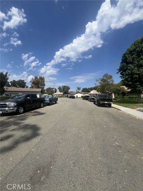 674 Holly Avenue, Oxnard CA: https://media.crmls.org/medias/5c83f394-0fcf-484c-adf1-02054eff27b6.jpg