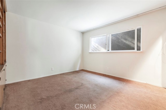 1558 Hillcrest Avenue, Glendale CA: https://media.crmls.org/medias/5c846b49-a137-40bf-a505-44d834a9655d.jpg