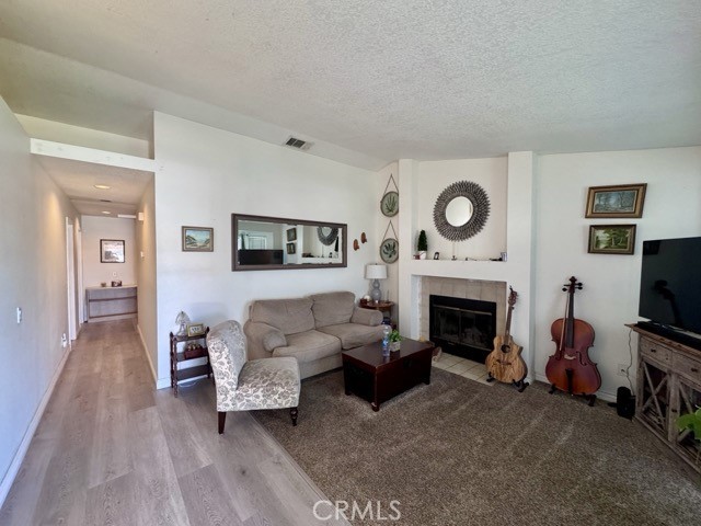 Detail Gallery Image 5 of 29 For 27196 Rainbow Creek Dr, Temecula,  CA 92591 - 3 Beds | 2 Baths