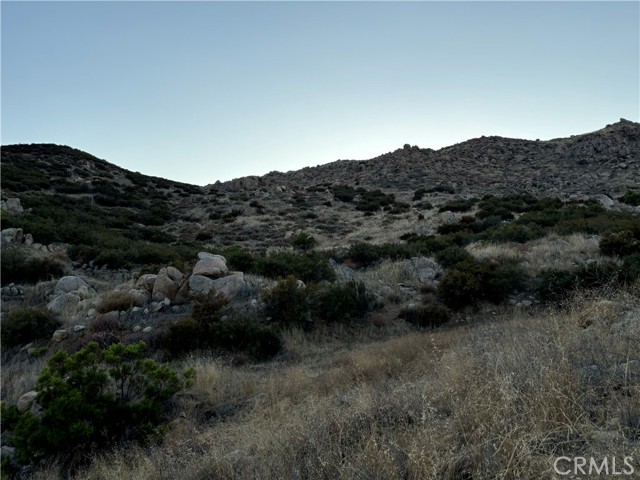 Detail Gallery Image 5 of 11 For 0 Jonas Ct, Hemet,  CA 92544 - – Beds | – Baths