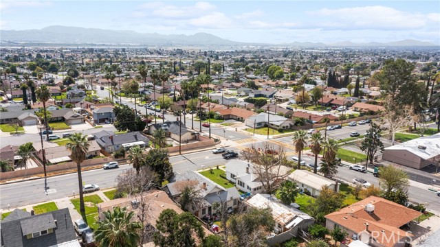 Detail Gallery Image 15 of 27 For 27116 Pacific, Highland,  CA 92346 - 2 Beds | 1 Baths
