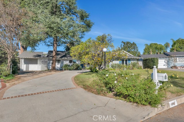 Image 27 of 35 For 9731 Rathburn