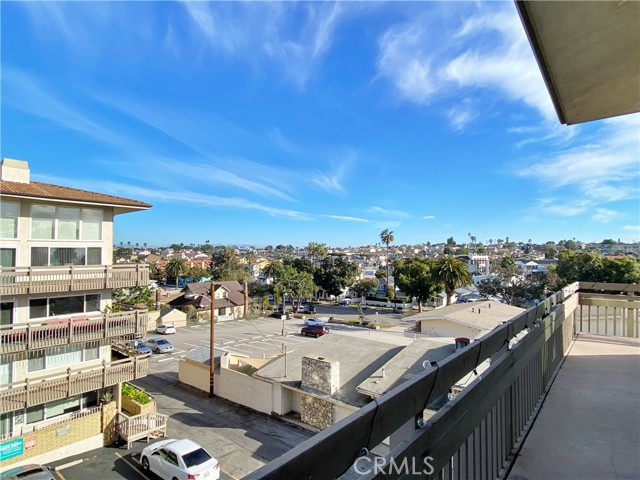 230 Catalina Avenue, Redondo Beach, California 90277, 3 Bedrooms Bedrooms, ,2 BathroomsBathrooms,Residential,Sold,Catalina,SB23000924