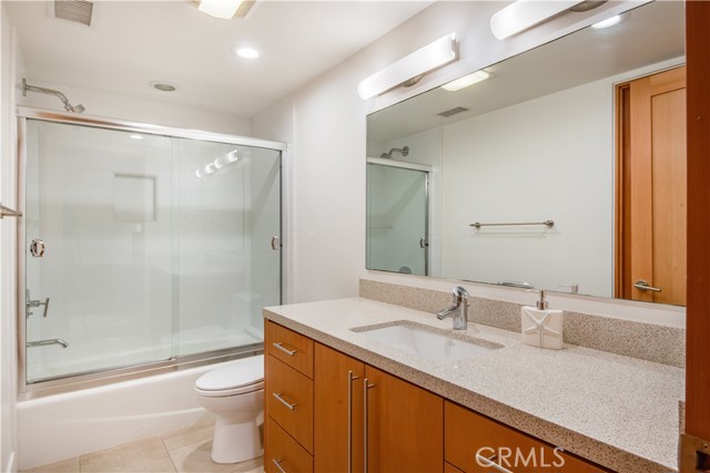 1211 Bayview Drive, Manhattan Beach, California 90266, 4 Bedrooms Bedrooms, ,4 BathroomsBathrooms,Residential,Sold,Bayview,SB21169008