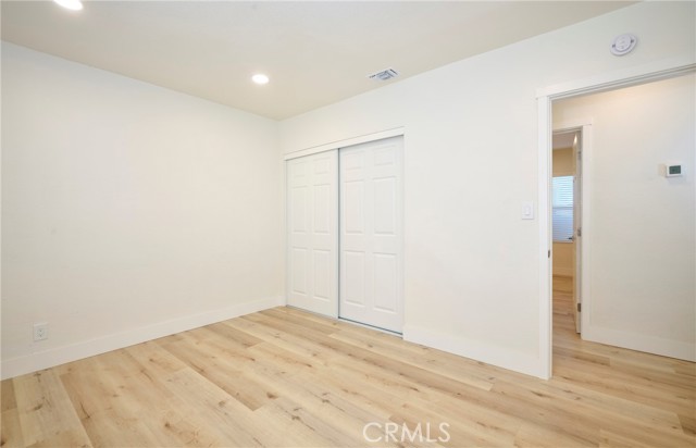 6001 De La Vista, Jurupa Valley CA: https://media.crmls.org/medias/5c8682d4-7868-43e2-b132-a1cc6706f347.jpg