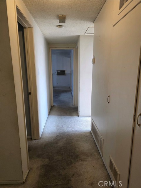 10243 Fremont Avenue, Montclair CA: https://media.crmls.org/medias/5c86e69f-4f04-44fb-b3b5-2937f6493156.jpg