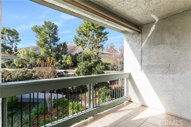 Detail Gallery Image 10 of 34 For 4714 Park Granada #203,  Calabasas,  CA 91302 - 2 Beds | 2 Baths