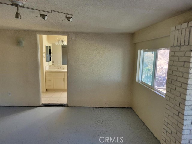 Image 12 of 22 For 6966 Ranch View Road