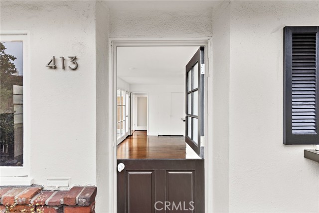 413 Dahlia Avenue, Corona del Mar CA: https://media.crmls.org/medias/5c87ff66-00f0-4f95-a4cb-36b845f9ac90.jpg