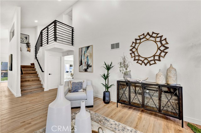 Image 11 of 50 For 17837 San Rafael Street