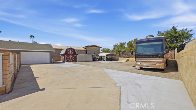 Detail Gallery Image 3 of 32 For 11179 Pala, Jurupa Valley,  CA 91752 - 5 Beds | 4 Baths