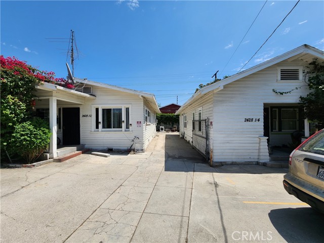 2428 Sichel Street, Los Angeles CA: https://media.crmls.org/medias/5c8a33ca-560c-43c3-bb47-90494be3e1cb.jpg