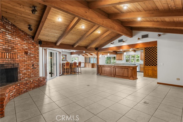 Detail Gallery Image 12 of 75 For 3185 Sonrisa, Corona,  CA 92881 - 7 Beds | 6/1 Baths