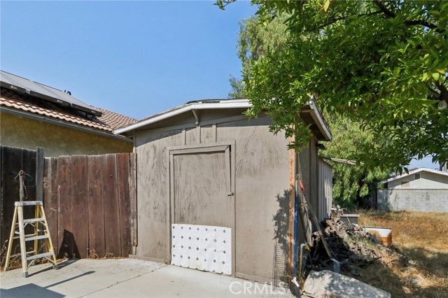 8040 Troost Avenue, North Hollywood CA: https://media.crmls.org/medias/5c8d3b58-1d77-46f7-b060-dfabbd133728.jpg