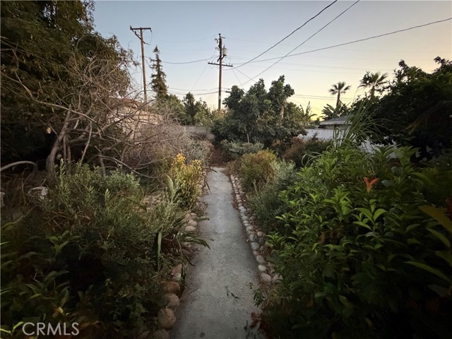 10512 Mildred photo 15