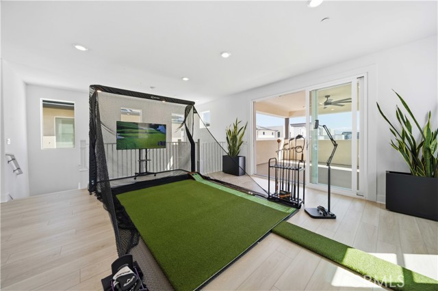 Detail Gallery Image 39 of 69 For 27516 Golden Currant Pl, Valencia,  CA 91381 - 4 Beds | 4/1 Baths