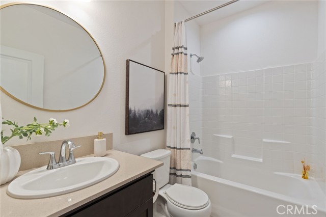 Detail Gallery Image 25 of 62 For 1022 Moonrise, Madera,  CA 93636 - 4 Beds | 2/1 Baths