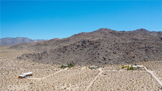 0 Wolfe Rd, 29 Palms CA: https://media.crmls.org/medias/5c8ecbb6-fa88-49e8-8f5a-82d0fd1d2b24.jpg
