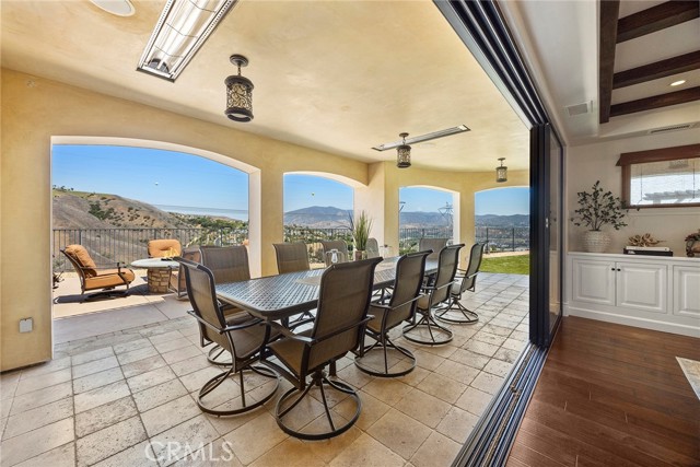 21925 Heatheridge Drive, Yorba Linda CA: https://media.crmls.org/medias/5c8f1278-6795-4bf8-957c-403105c425c5.jpg