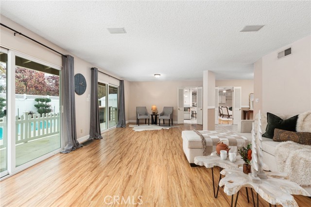 Detail Gallery Image 21 of 56 For 1011 Wyoming Dr, Merced,  CA 95340 - 5 Beds | 3 Baths