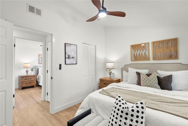 Detail Gallery Image 14 of 21 For 27442 Plumwood, Canyon Country,  CA 91351 - 3 Beds | 1 Baths