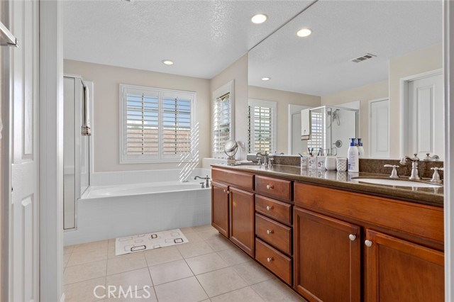 Detail Gallery Image 2 of 61 For 332 Sagehen Ct, Corona,  CA 92878 - 4 Beds | 2/1 Baths