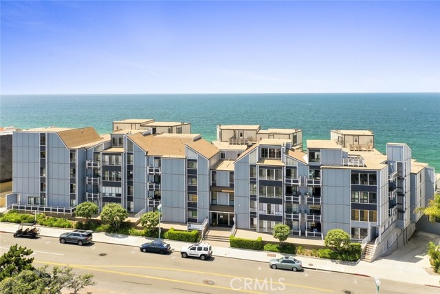 625 Esplanade, Redondo Beach, California 90277, 2 Bedrooms Bedrooms, ,1 BathroomBathrooms,Residential,Sold,Esplanade,SB21185515