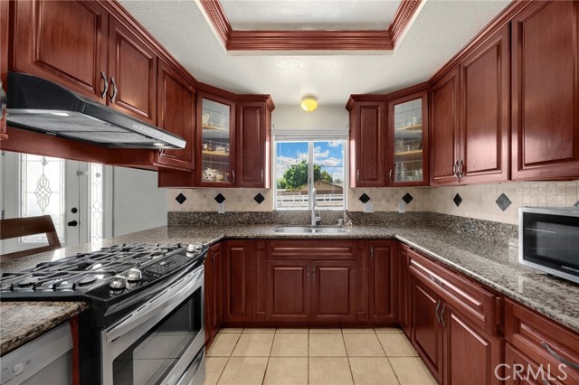 Detail Gallery Image 16 of 28 For 1317 1st St, Norco,  CA 92860 - 4 Beds | 2 Baths