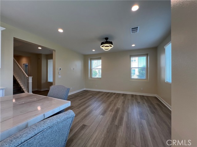 4292 S Heather Privado, Ontario CA: https://media.crmls.org/medias/5c9121d7-0cda-4ec8-a875-acabfcaaa2c7.jpg