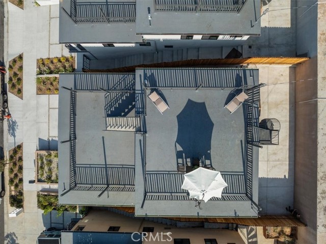 4850 Buchanan, Los Angeles CA: https://media.crmls.org/medias/5c916f5d-ed7b-498c-8341-ef7734f8e24a.jpg