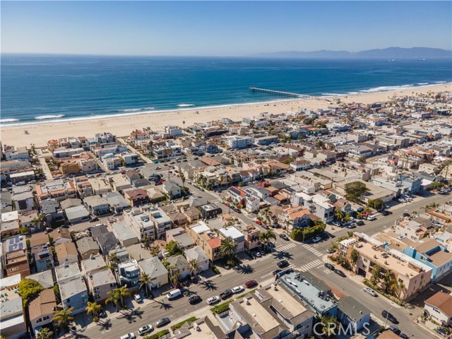 541 Monterey Boulevard, Hermosa Beach, California 90254, 3 Bedrooms Bedrooms, ,2 BathroomsBathrooms,Residential,Sold,Monterey,PV22057495