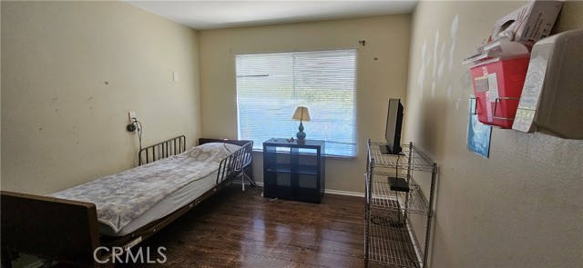 2041 Potter Avenue photo 6