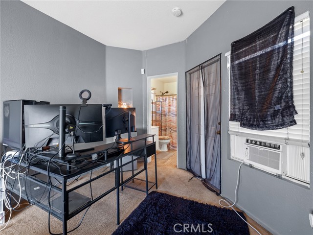 Detail Gallery Image 27 of 34 For 14621 Carob St, Victorville,  CA 92394 - 4 Beds | 3 Baths