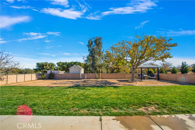 Detail Gallery Image 46 of 61 For 7870 El Manor Rd, Oak Hills,  CA 92344 - 4 Beds | 2/1 Baths