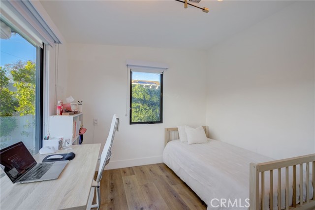 Detail Gallery Image 51 of 72 For 8161 Encino Ave, Northridge,  CA 91325 - 4 Beds | 3 Baths