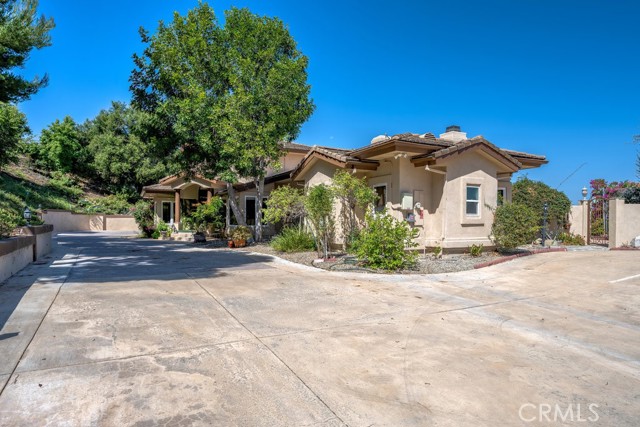 Detail Gallery Image 2 of 63 For 371 Donlin Ln, Newbury Park,  CA 91320 - 4 Beds | 3/1 Baths