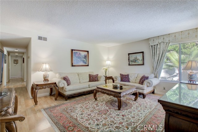 Detail Gallery Image 19 of 48 For 1769 Nelson Ave, Manhattan Beach,  CA 90266 - 4 Beds | 2 Baths
