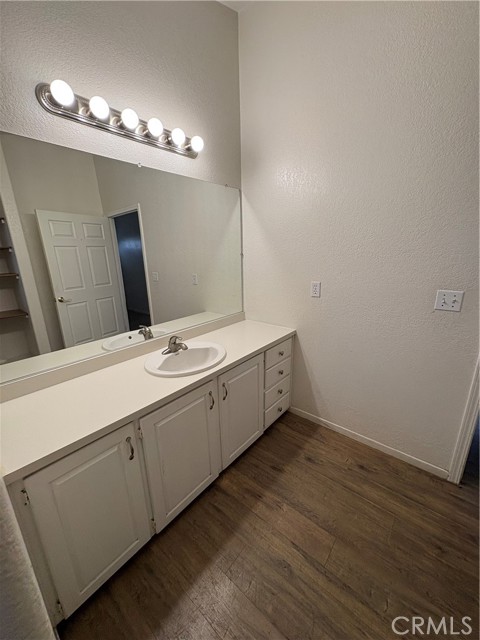 Detail Gallery Image 7 of 29 For 32810 Olive, Winchester,  CA 92596 - 4 Beds | 2 Baths