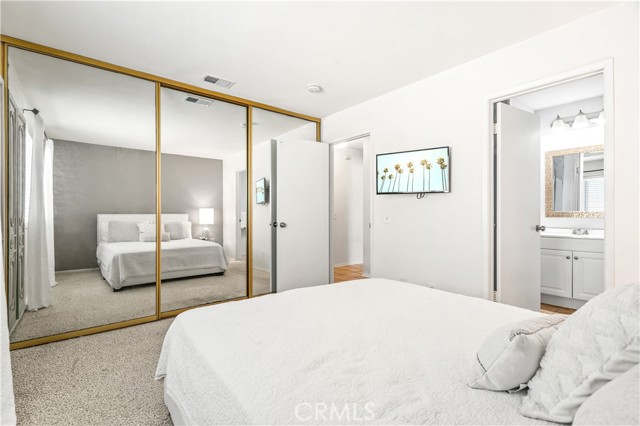 43160 Virginia Avenue, Palm Desert CA: https://media.crmls.org/medias/5c9714ac-0bcd-4f8c-92b6-1b8b32dad842.jpg