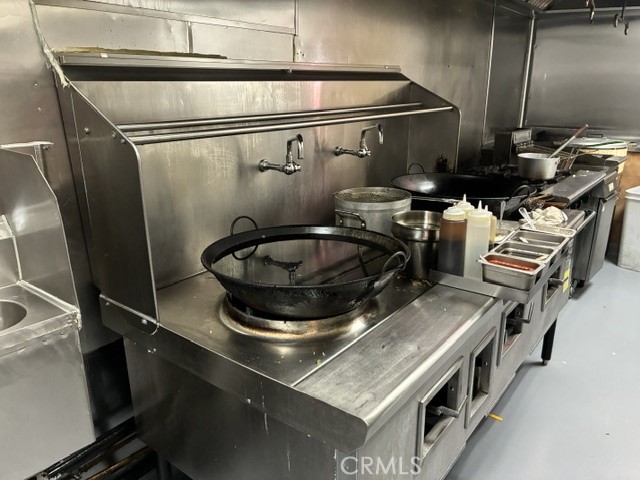  Commercial for Sale in Van Nuys, California