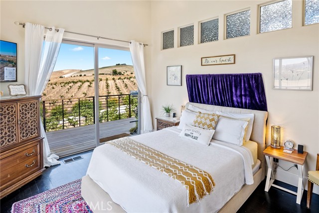 7110 Drake Road, Paso Robles CA: https://media.crmls.org/medias/5c97f611-ba88-4e83-82ae-ec79ad628e0f.jpg