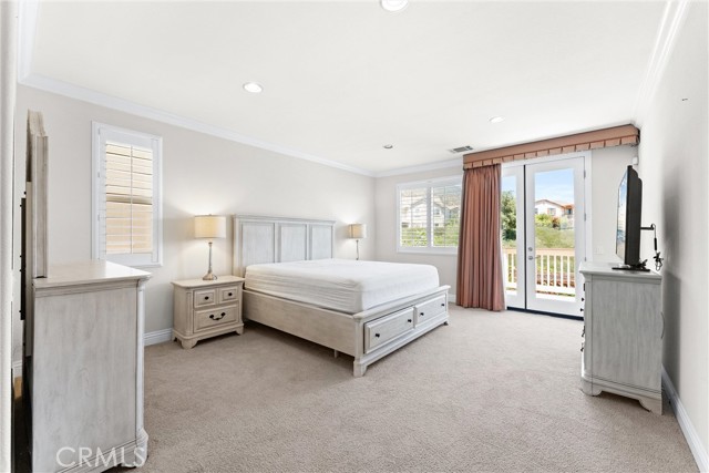 Detail Gallery Image 24 of 49 For 679 E Boxwood Ln, Azusa,  CA 91702 - 5 Beds | 4/1 Baths