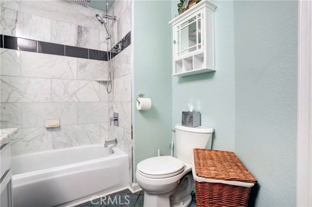 29087 Slumpstone Street, Nuevo CA: https://media.crmls.org/medias/5c99c1b2-4765-482a-9908-d5084fb78f28.jpg