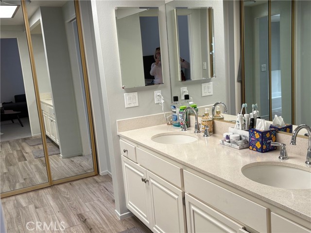 Detail Gallery Image 22 of 24 For 13230 Fiji Way #F,  Marina Del Rey,  CA 90292 - 2 Beds | 2/1 Baths