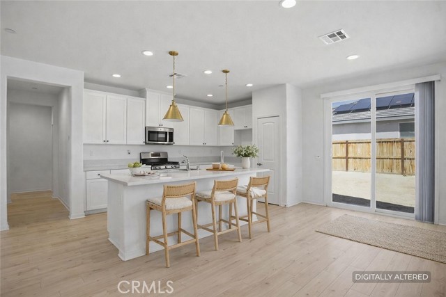 Detail Gallery Image 5 of 31 For 3719 Santa Ynez Ct, Rosamond,  CA 93560 - 4 Beds | 2 Baths