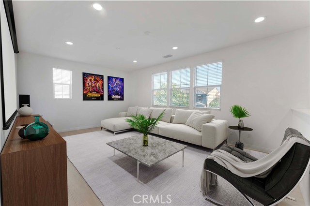 3131 E Rutherford Dr, Ontario CA: https://media.crmls.org/medias/5c9a53e4-9400-4a8f-b02a-b3da3a73d5c0.jpg