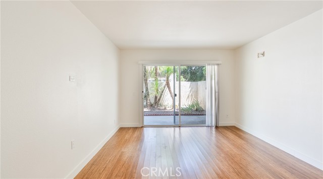 3747 Oak Glen Drive, Newbury Park CA: https://media.crmls.org/medias/5c9b3705-898d-4cb5-befb-95a452a7a96c.jpg