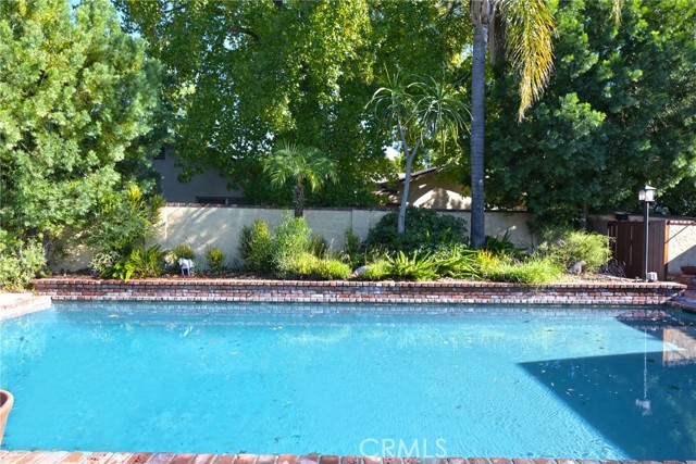Detail Gallery Image 37 of 54 For 23421 Aetna St, Woodland Hills,  CA 91367 - 3 Beds | 2/1 Baths